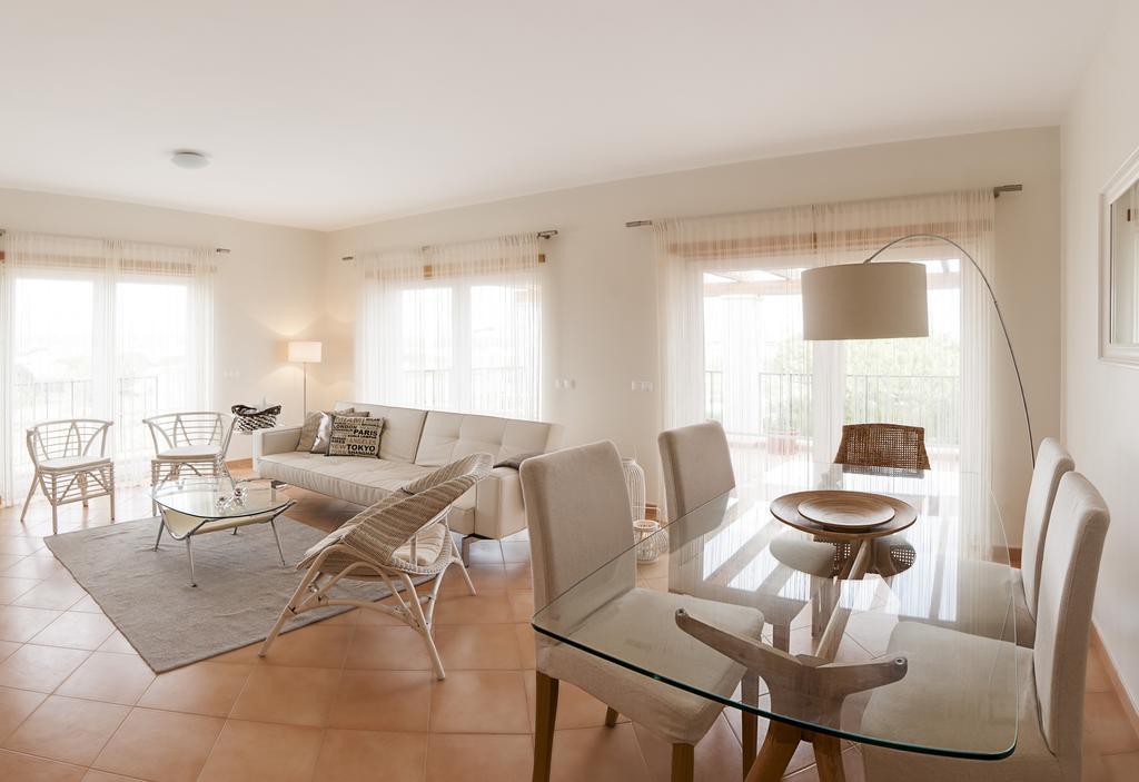 Apartamentos Villa T2 Vila Sagres Oda fotoğraf